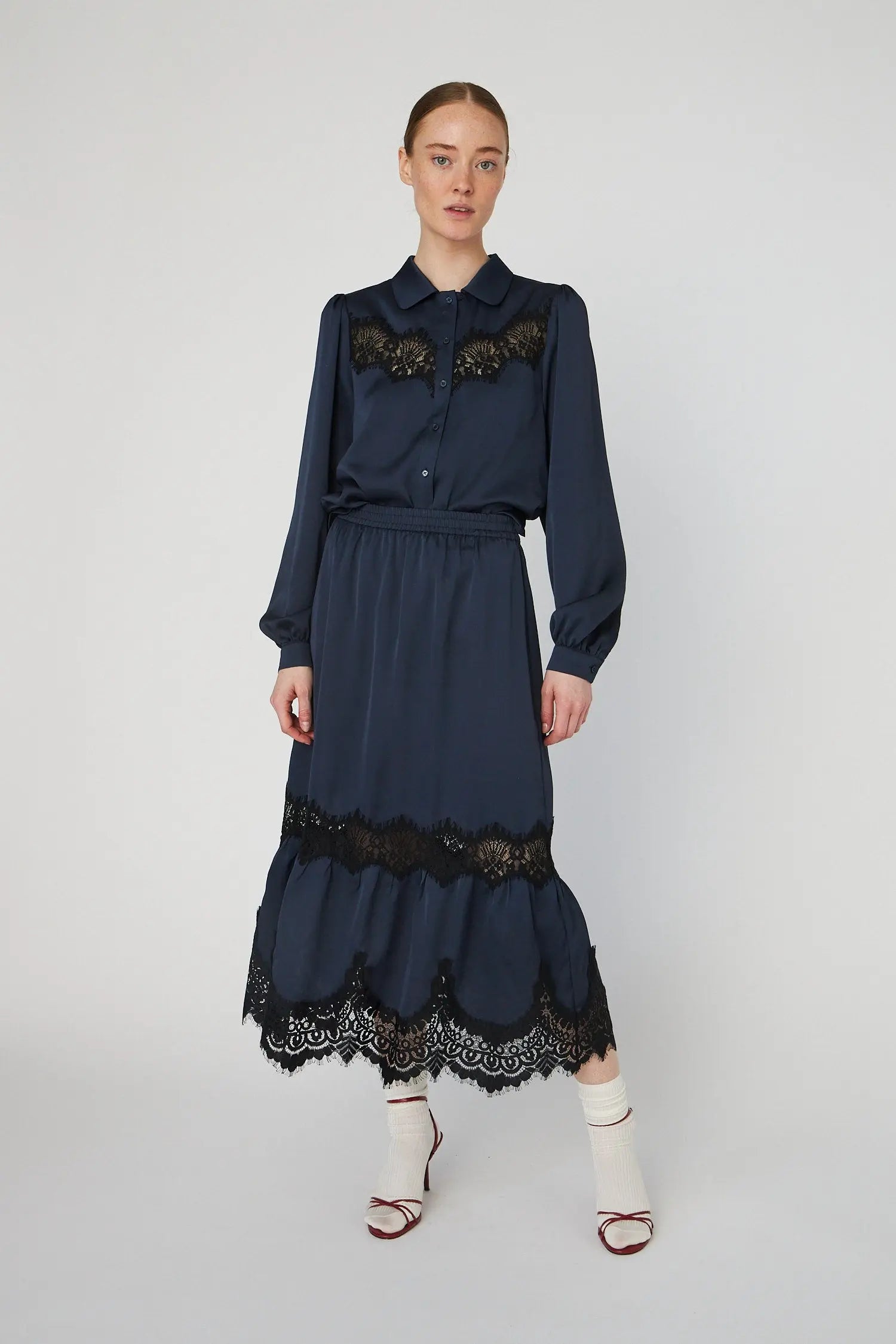 Stella Nova Delicate Lace Shirt Shirt 401 Ultra Navy
