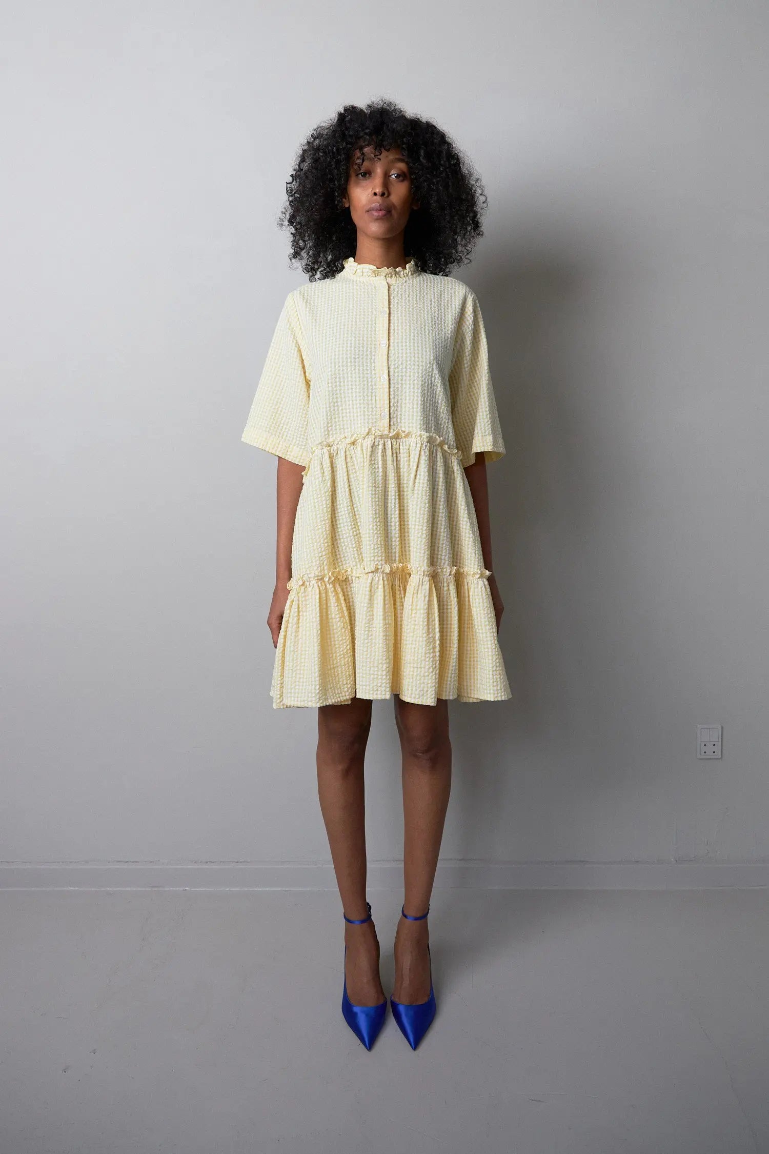 Stella Nova Halia Lue Kjole Dress 106 Creme/Yellow
