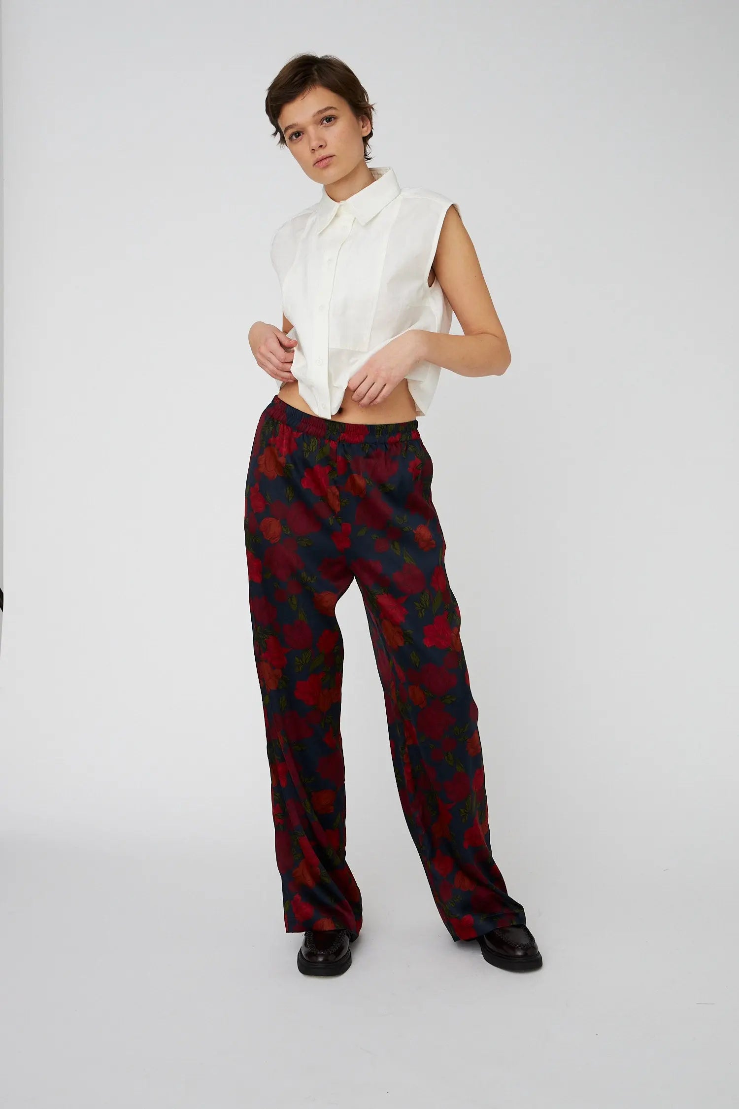Stella Nova High-Waist Silk Pants Pants 235 Flower Forest