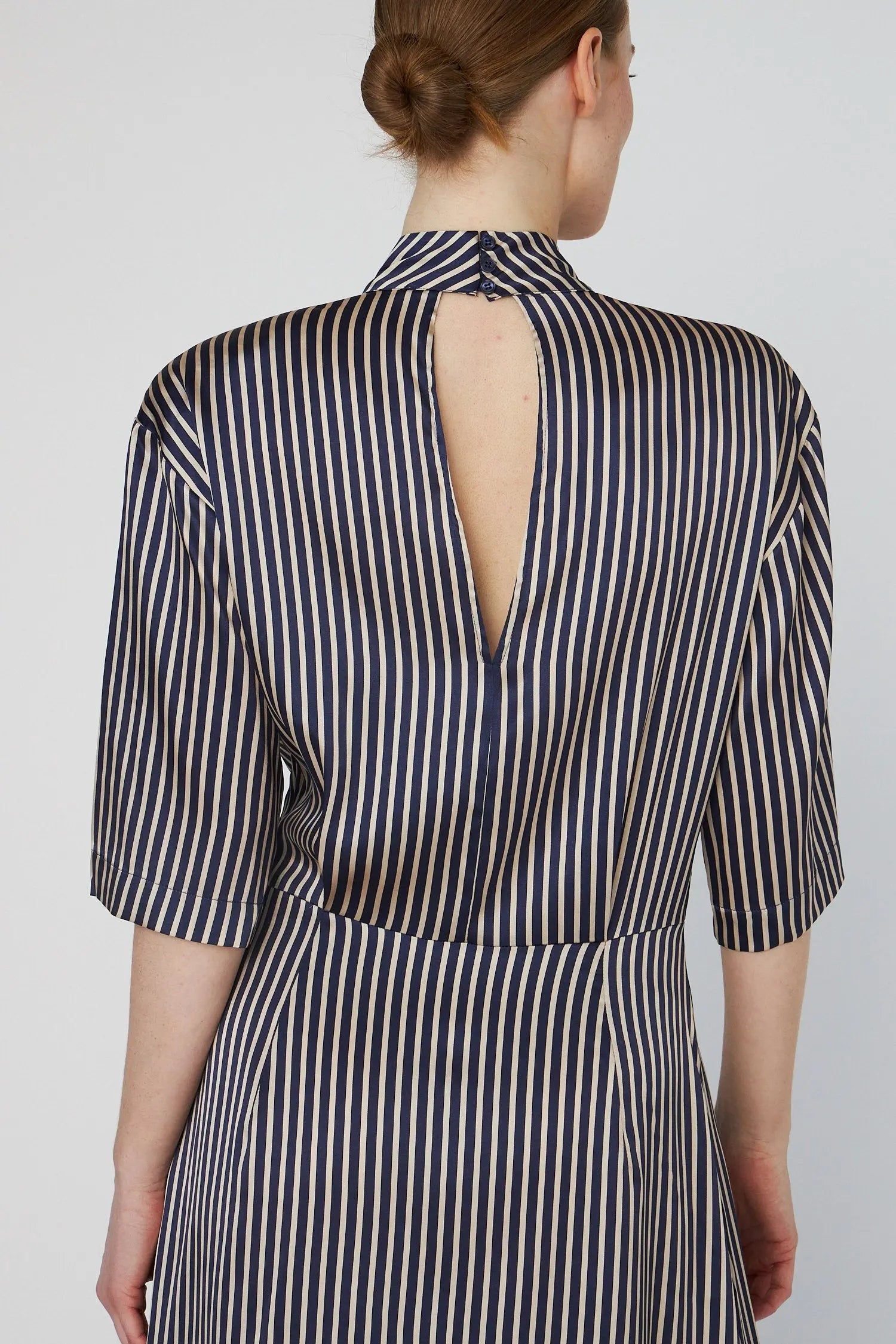 Stella Nova Striped Silk Midi Dress Dress 041 Creme Blue Stripes